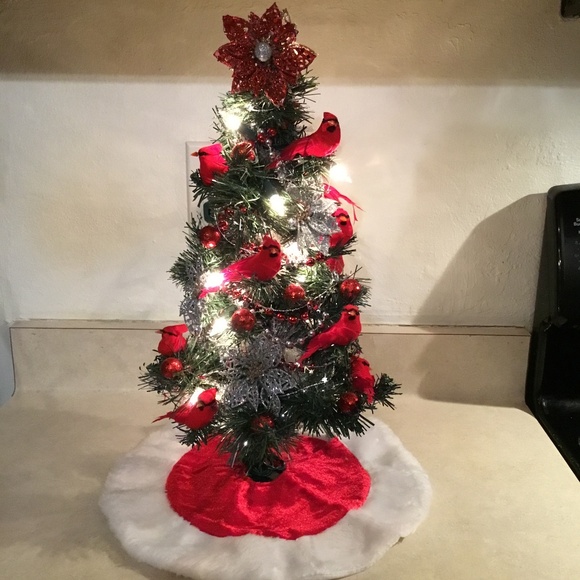 New, Handcrafted Cardinal and Poinsettia 17 inch Christmas Tree - Picture 4 of 6